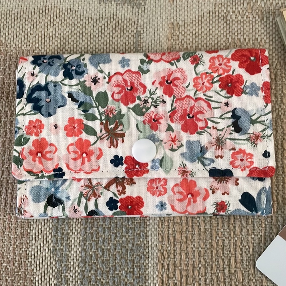 Stylish Snap Card Wallet/Business Card/Gift Card Holder made with Cotton Fabric